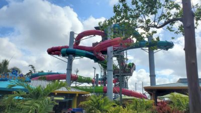 Aquatica Orlando 1 Day Ticket Save on Orlando Theme Park Thrills: Discounted Tickets, Special Offers, and Deals