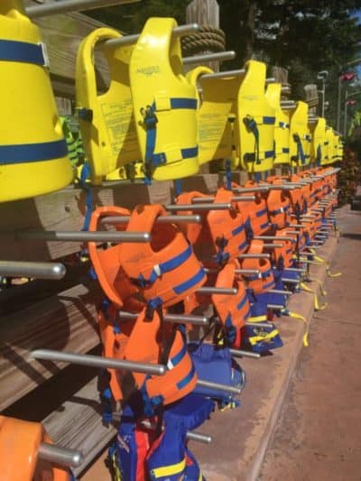 Aquatica Orlando 1 Day Ticket Save on Orlando Theme Park Thrills: Discounted Tickets, Special Offers, and Deals