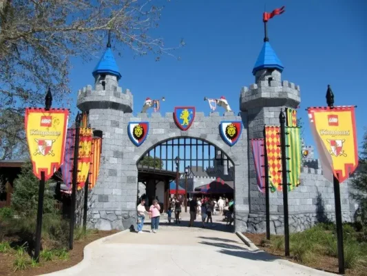 Top 10 Best Rides At Legoland Florida 2026 (For Kids Under 10) Save On Orlando Theme Park Thrills: Discounted Tickets, Special Offers, And Deals Royal Joust (LEGO Kingdoms)